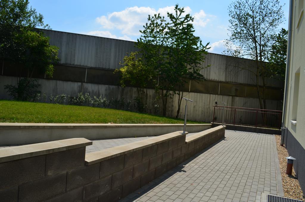 Zwei Raben Pension Maguncia Exterior foto