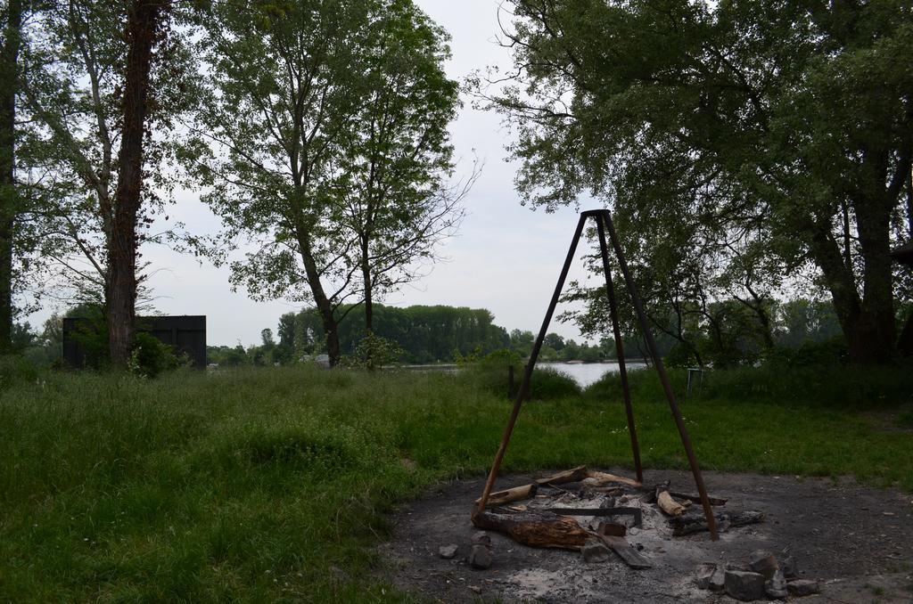 Zwei Raben Pension Maguncia Exterior foto